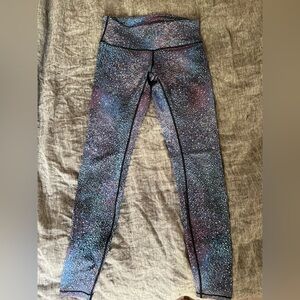 Super cool lululemon leggings. Size 8